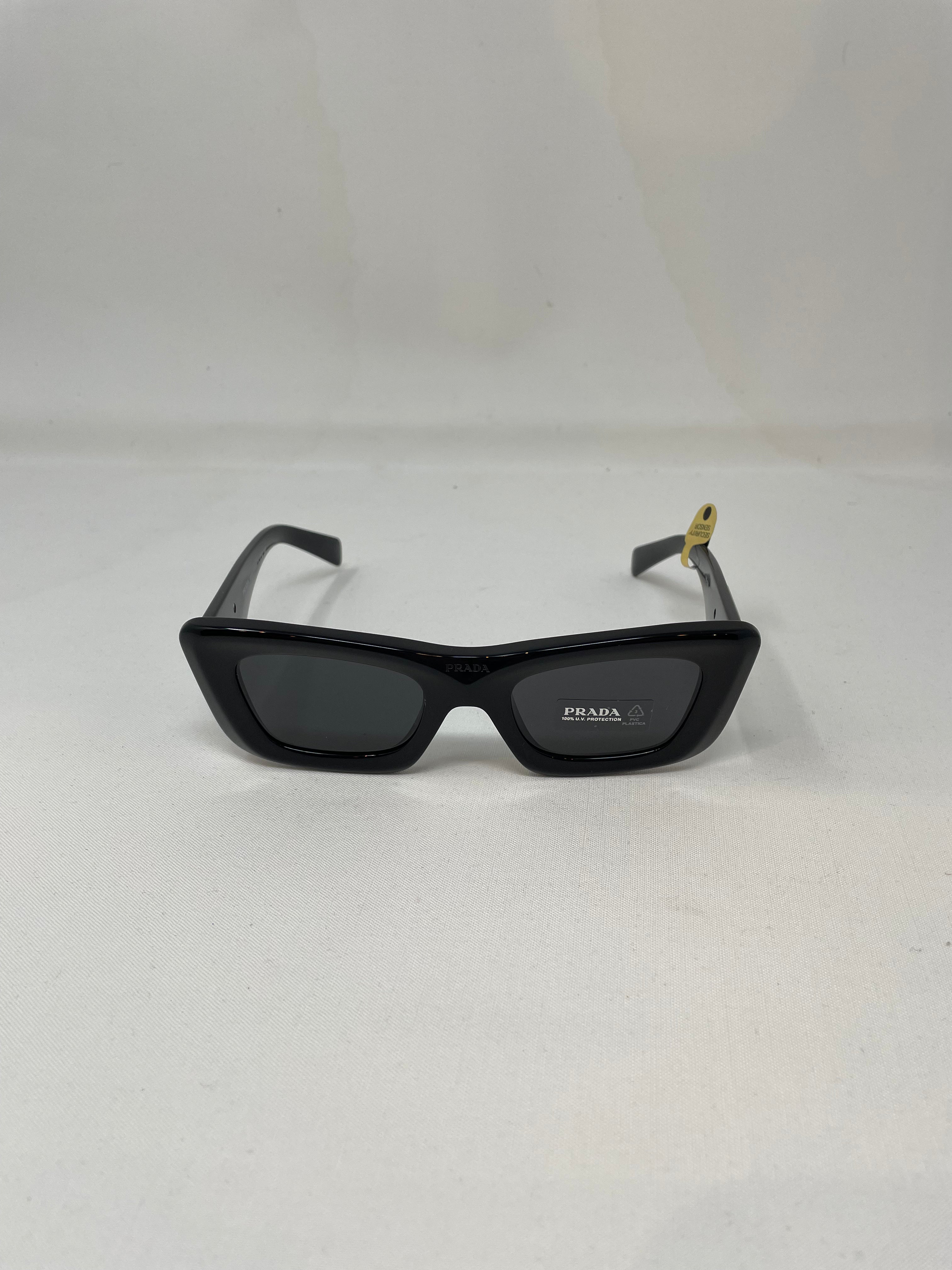 PRADA プラダサングラスSPR13S PRADA プラダ サングラス SPR 13Z レディース キャットアイ型