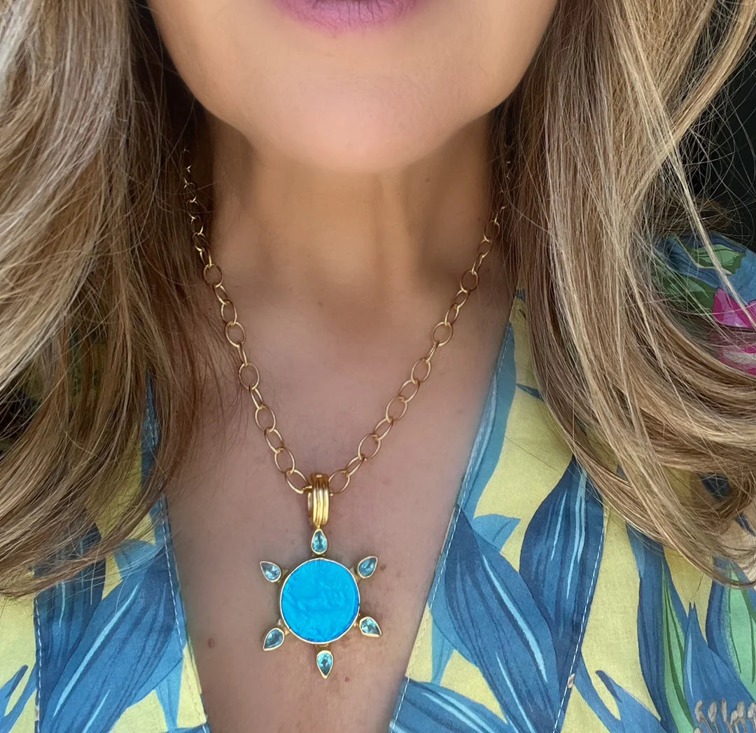 Dina Mackney Sea Blue Nike W. Blue Topaz Enhancer