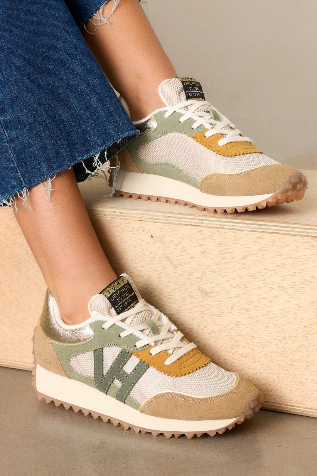 Vintage Havana Gold Olive Running Sneaker