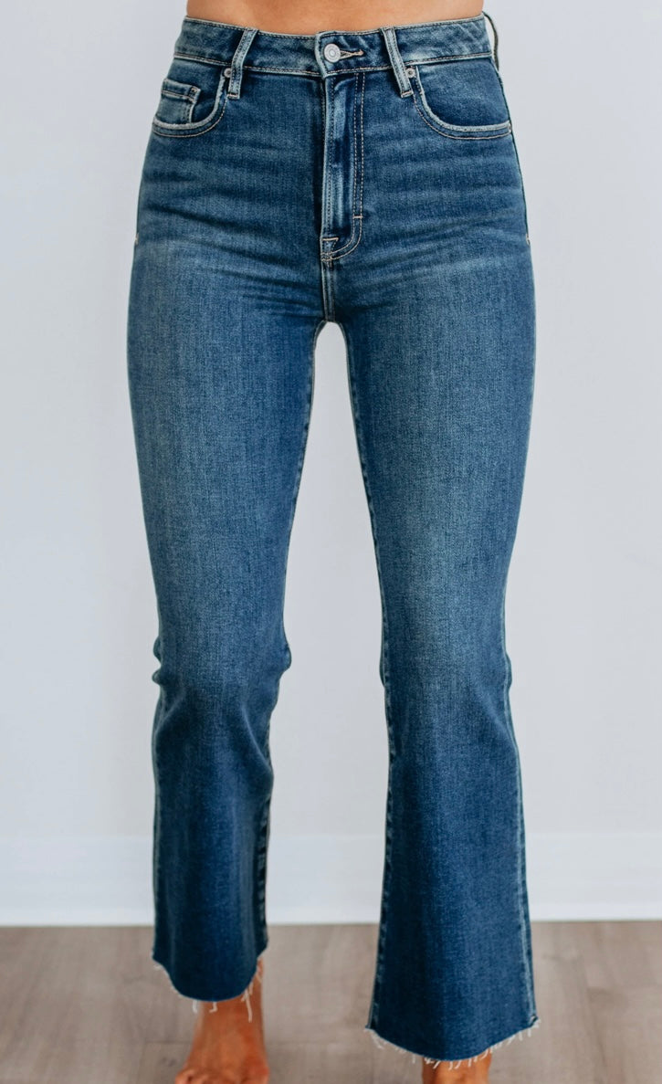 Hidden Happi Cropped Flare Jean