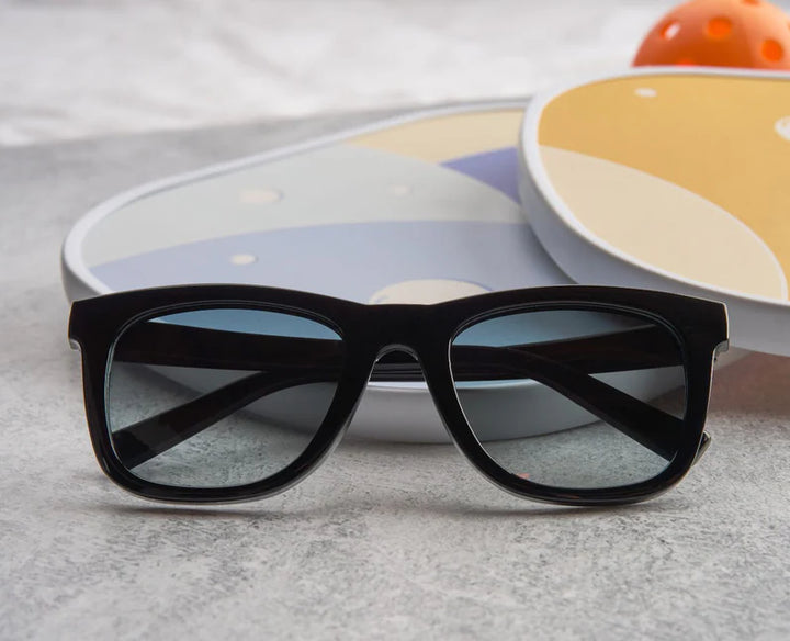 Peepers Harbor Polarized Sunglasses Black