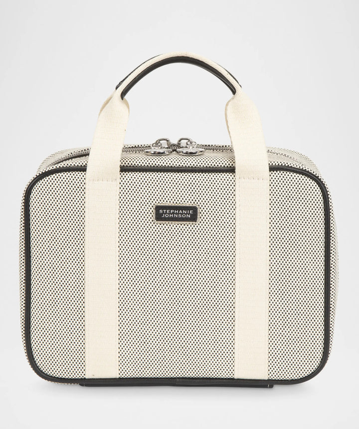Stephanie Johnson Tropea Onyx ML Traveler