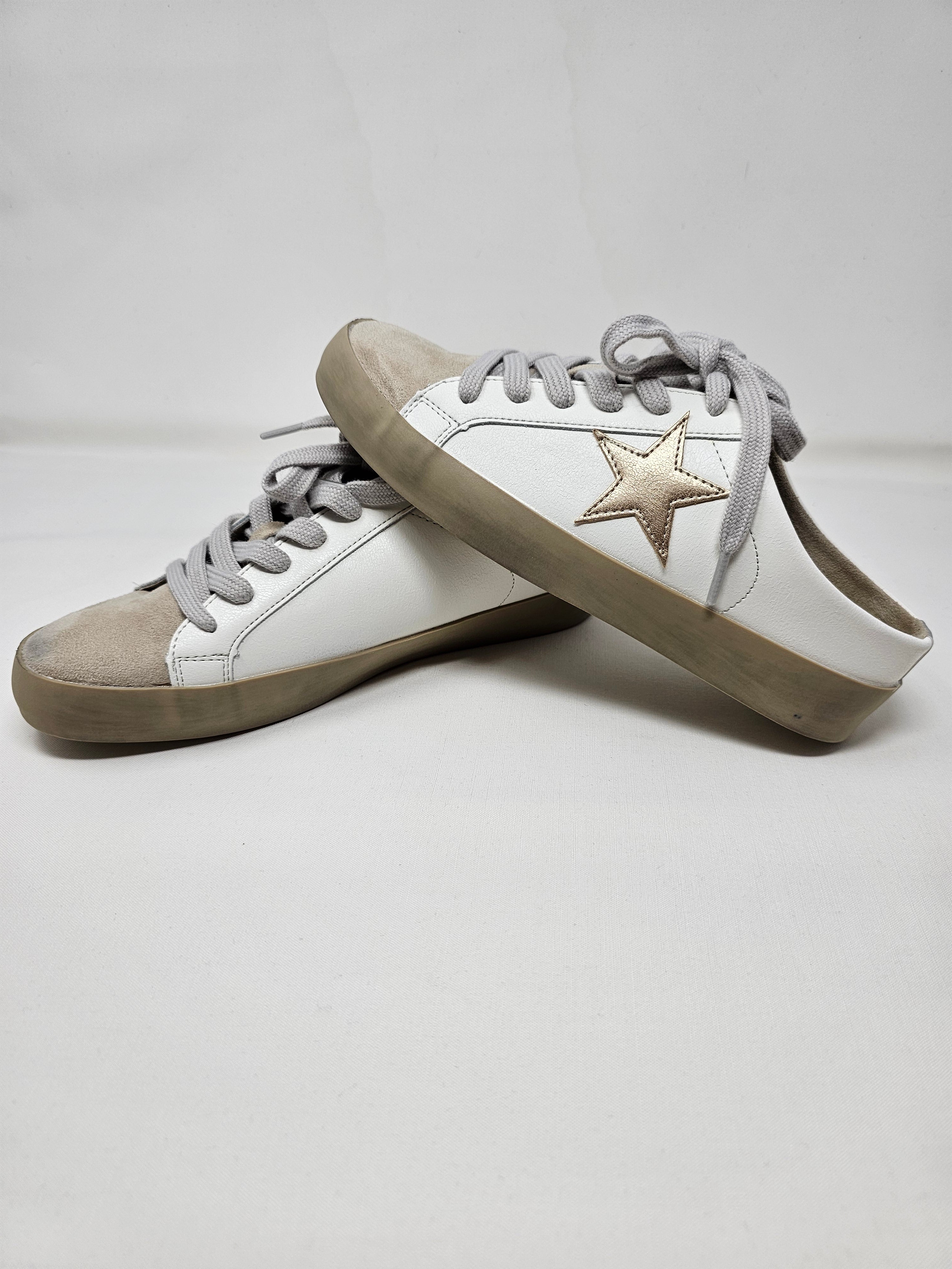 Paz Light Gold Sneaker