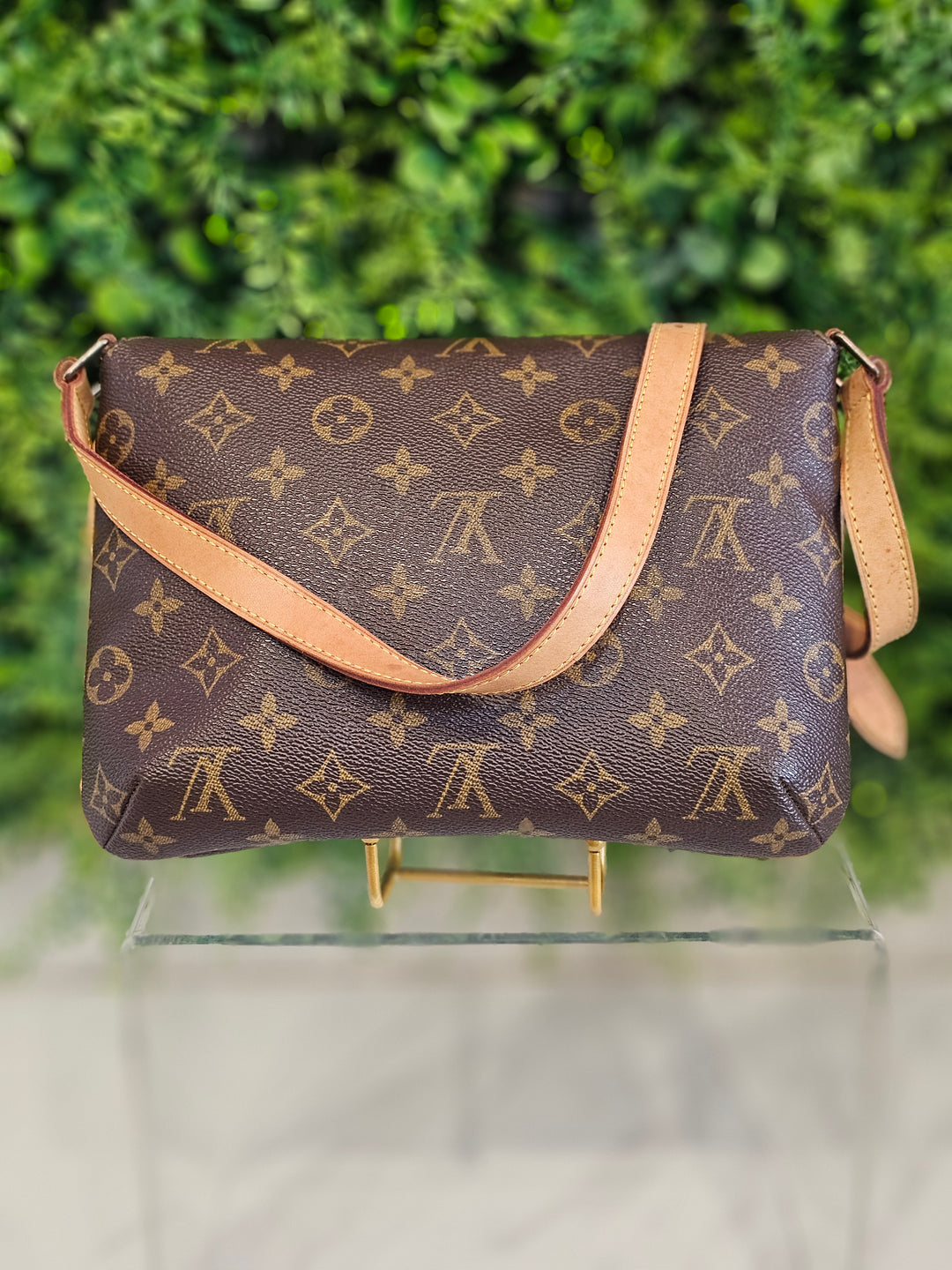 Louis Vuitton Musette Tango