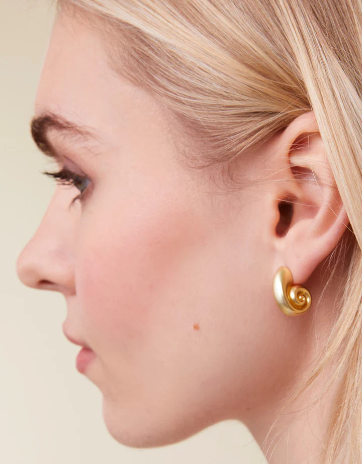 Spartina Nautilus Earring Gold