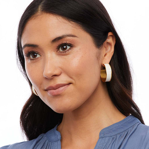 Brackish Wit Hoop Earing