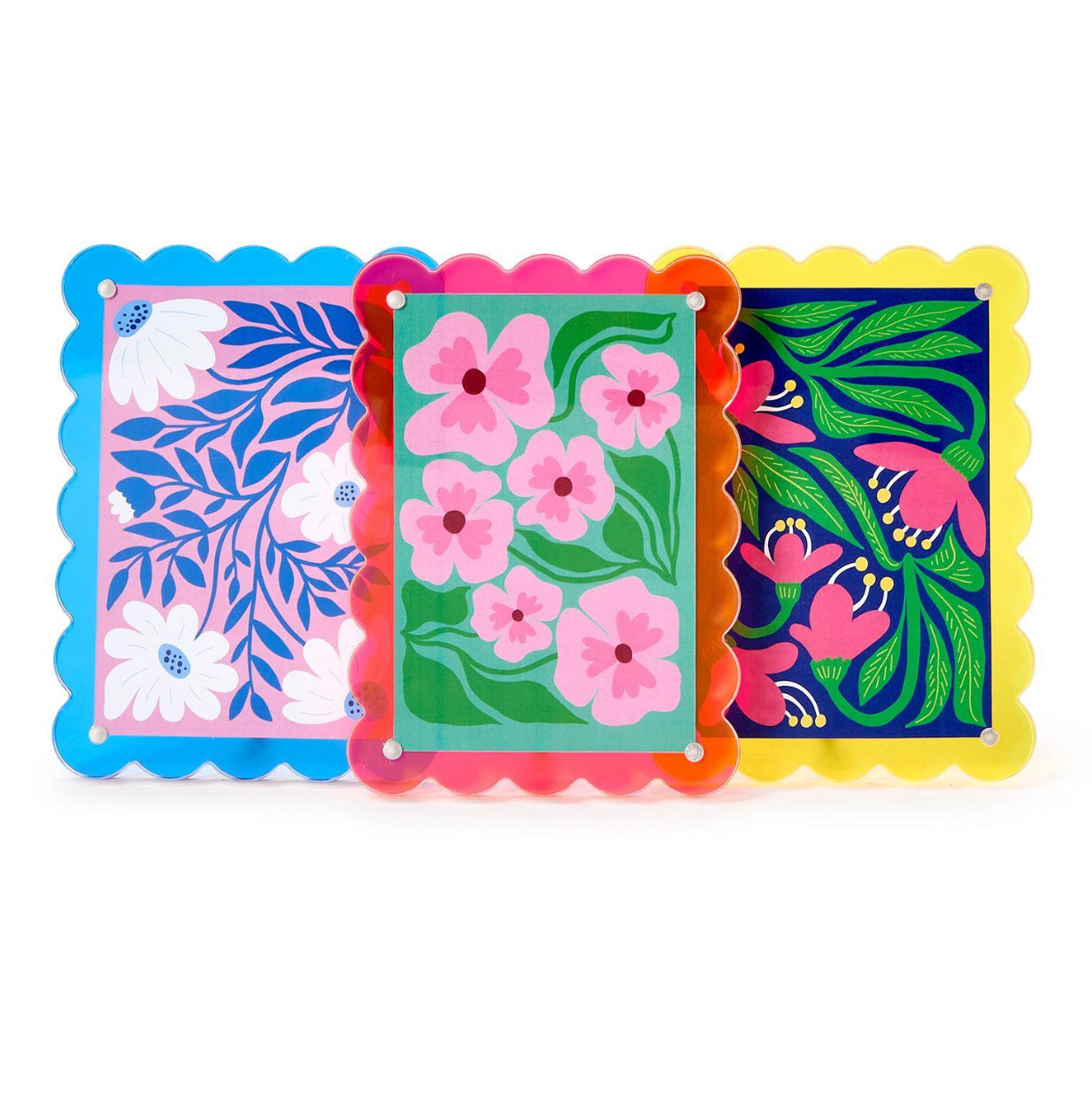 Twos Company 4x6 Acrylic Magnetic Scalloped Frame Set Of Three