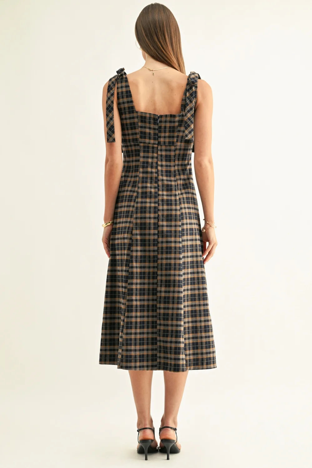 Adelyn Rae Contrast Binding Tied Shoulder Midi Dress