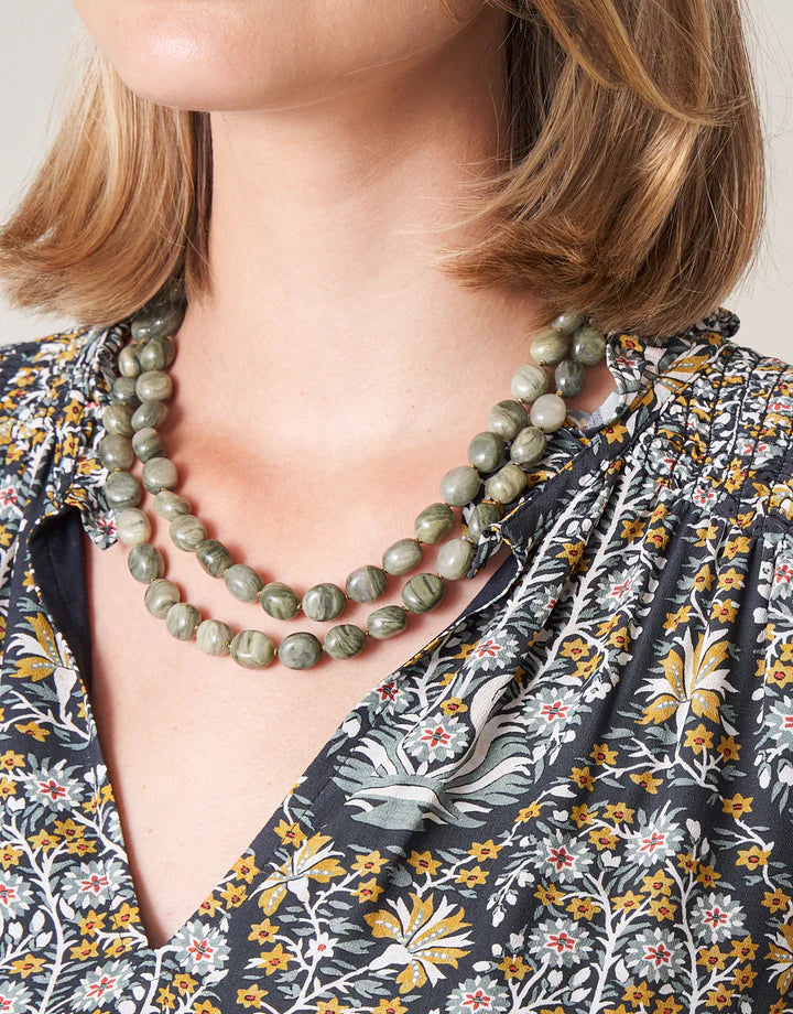 Spartina 499 Bluff Necklace 15” Silver Leaf Jasper