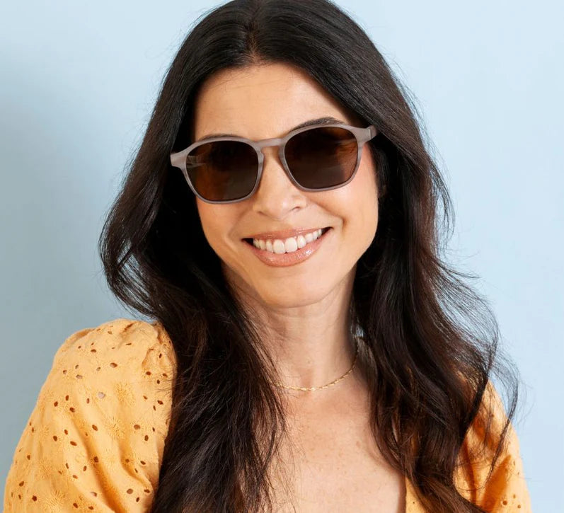 Peepers Sebastian Polarized Sunglasses Chai Horn