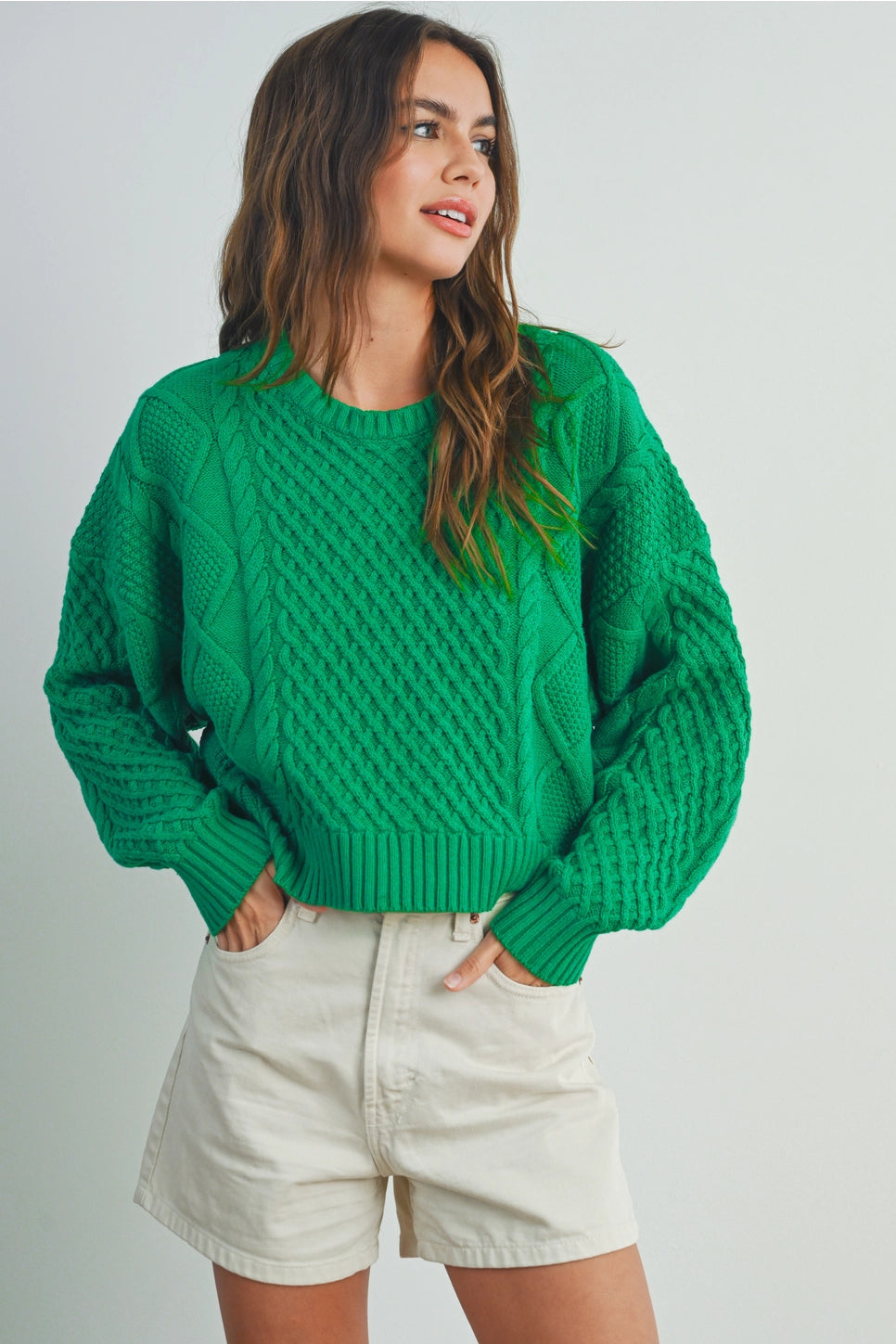 Cozy Cropped Cable Knit Sweater Green