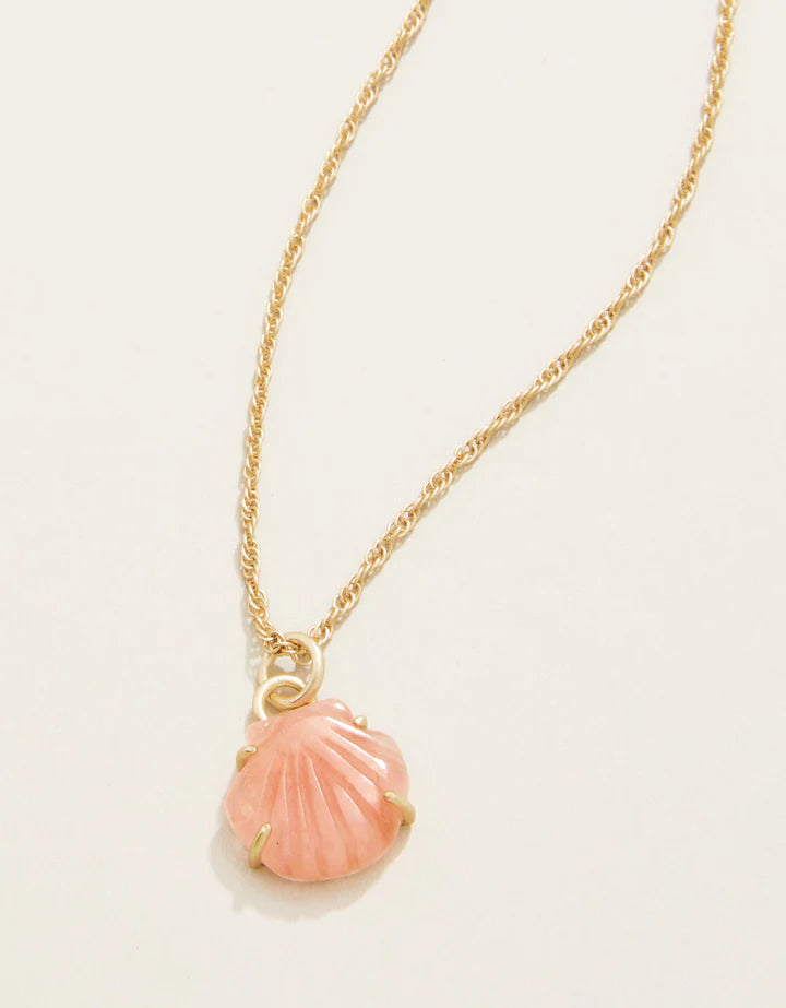 Spartina 499 Carved Shell Necklace 18” Coral