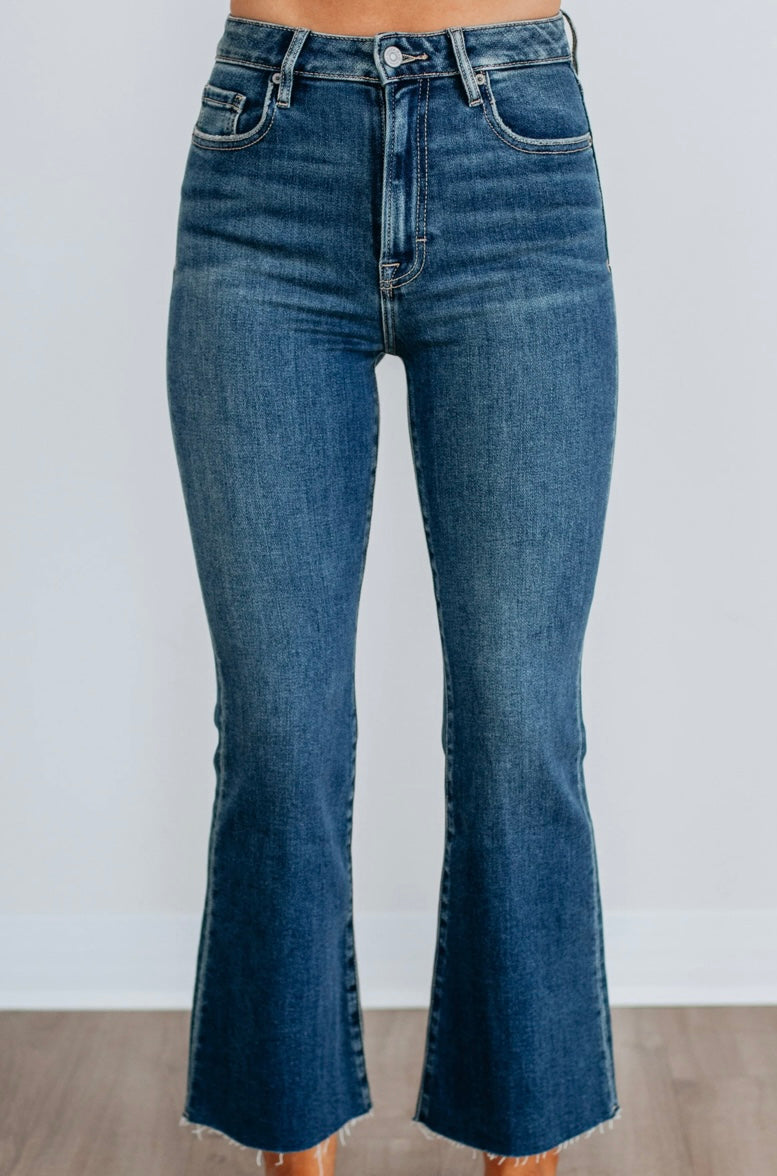 Hidden Happi Cropped Flare Jean