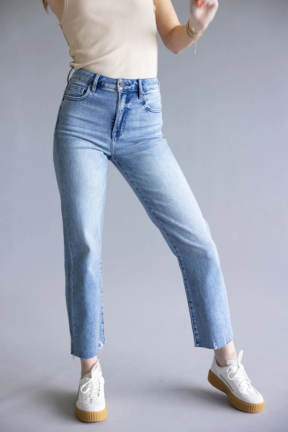 Hidden Tracey High Rise Cropped Straight Leg Jeans
