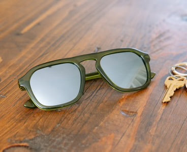 Peepers Deep Dive Polarized Glasses Green