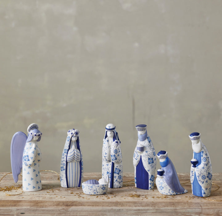 Creative Co-Op Ceramic Nativity Set Of Seven Blue & White Floral