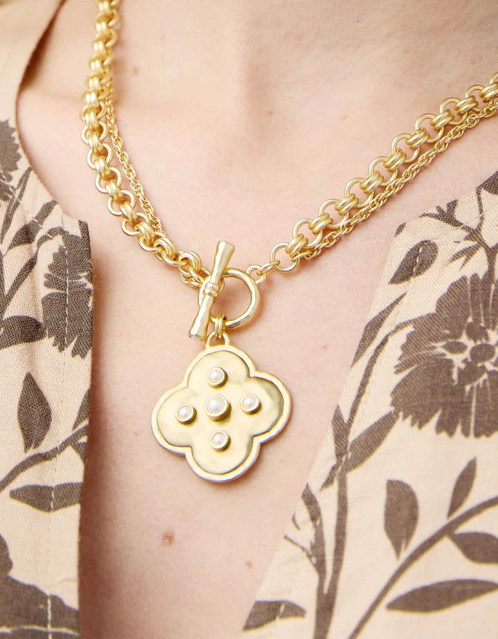 Spartina 449 Estate Toggle Necklace 18” Pearl